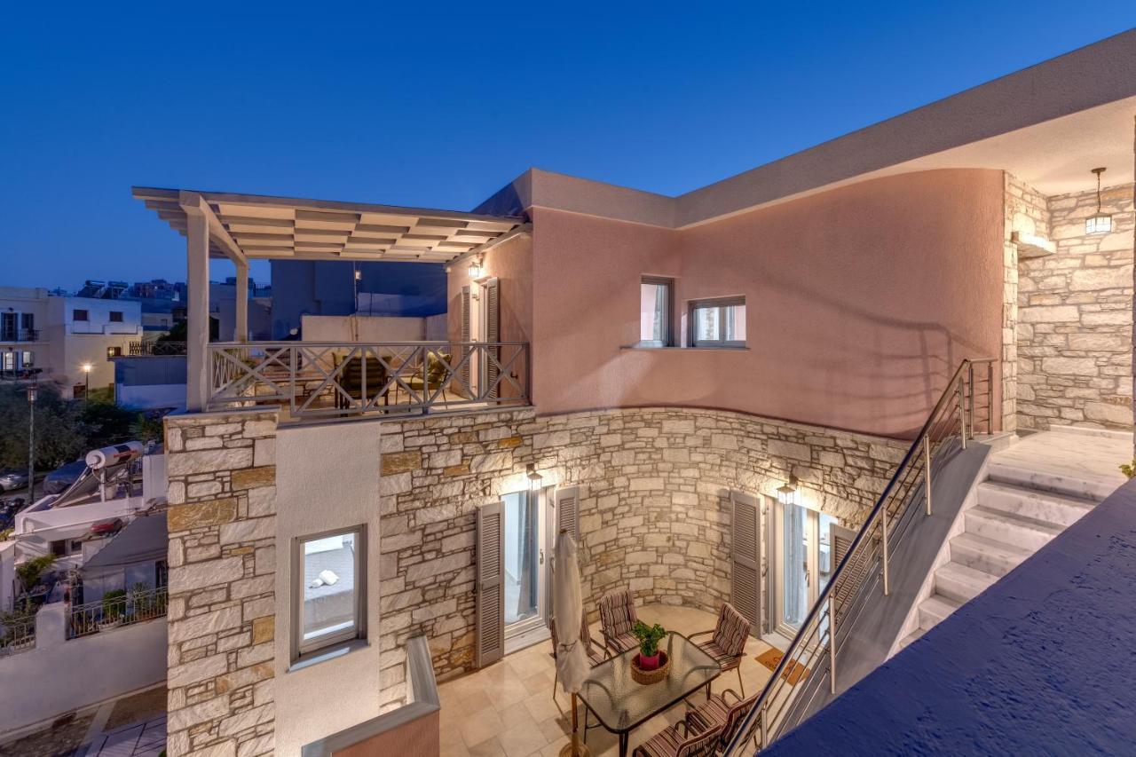 Takis Guesthouse- Laoura-Hermoupolis Екстериор снимка